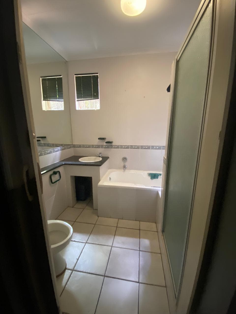 13 Henley Service Road photo 2